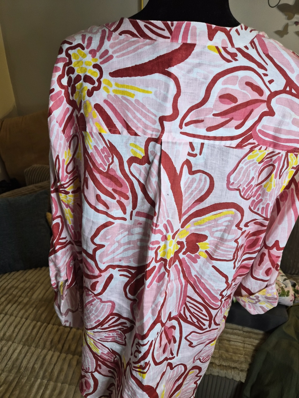 100% Linen...Pink Floral Tunic Top with Yellow Accents - Picture 5 of 6